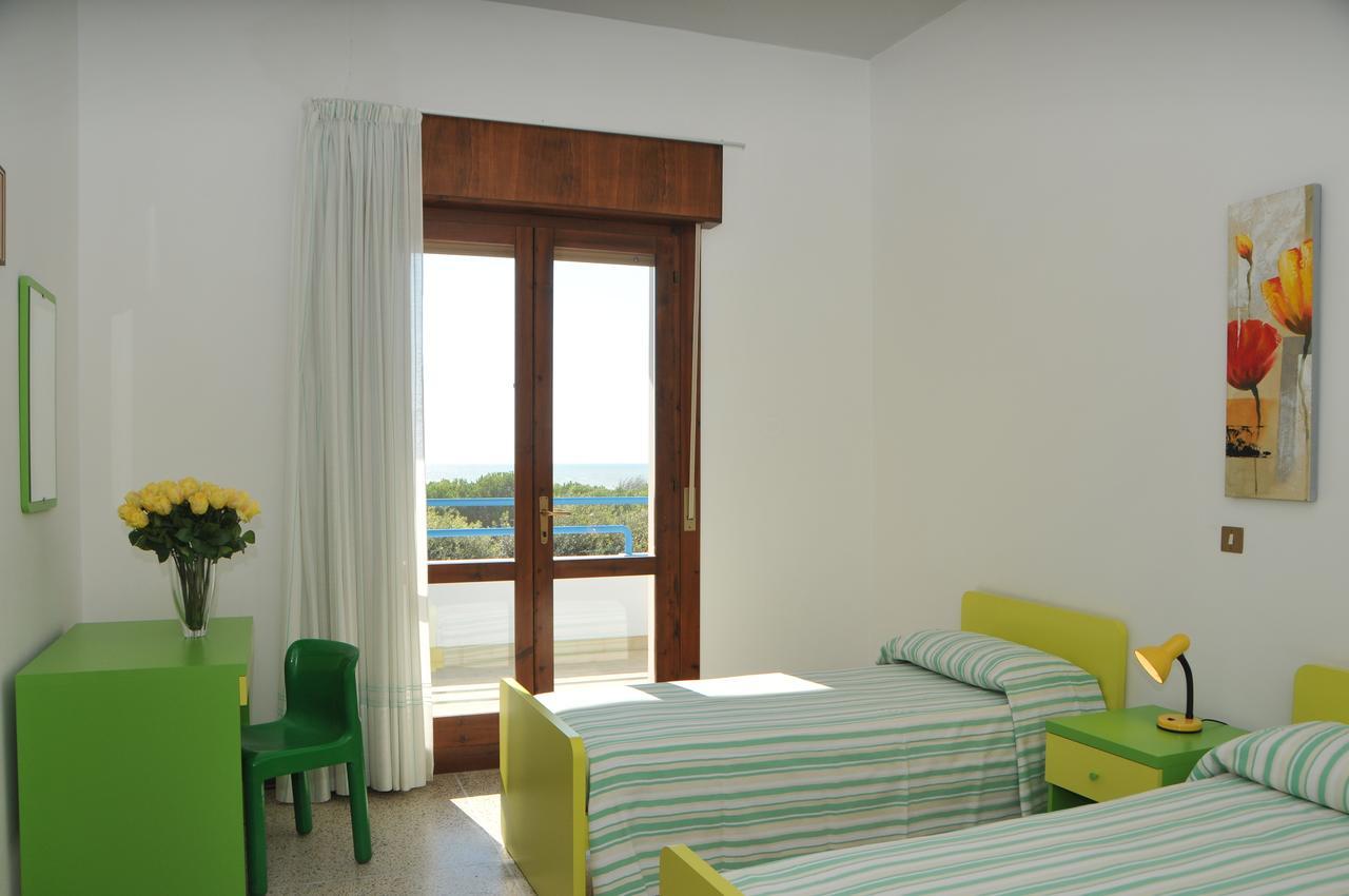 Casa Marina Bruno E Paola Mari 호텔 카오를레 외부 사진